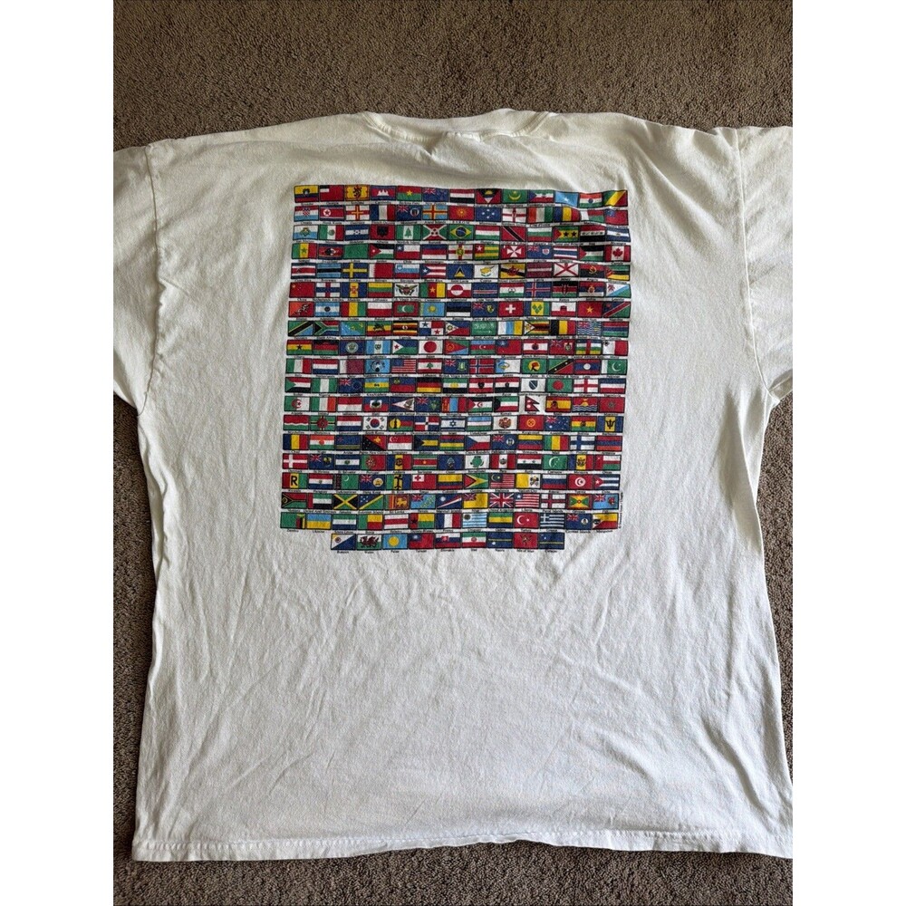 VTG 1998 Gildan Heavy Cotton International Student Organization XXL White Shirt